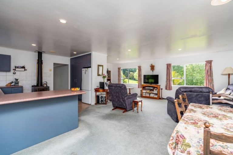 Photo of property in 39b Petley Road, Paparoa, 0571