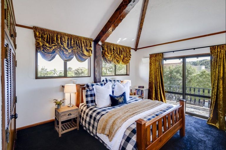Photo of property in 74 Le Quesne Road, Bay View, Napier, 4104