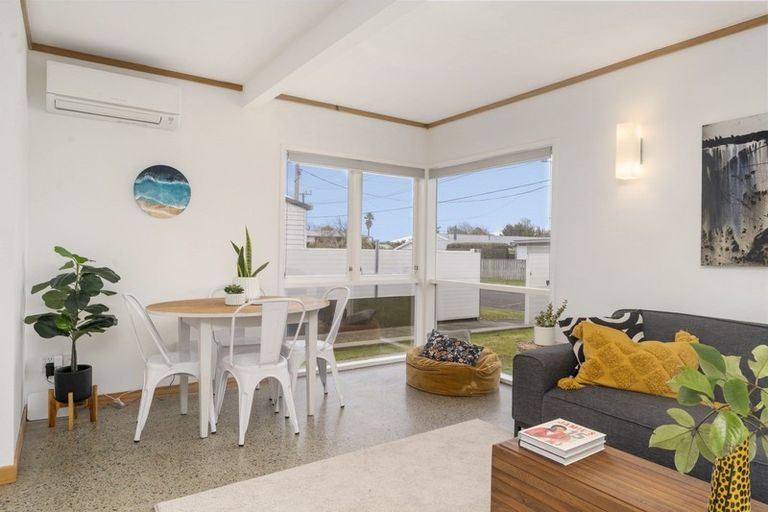 Photo of property in 34 Gray Avenue, Paraparaumu Beach, Paraparaumu, 5032