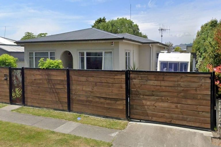 Photo of property in 203 Sylvan Road, Parkvale, Hastings, 4122