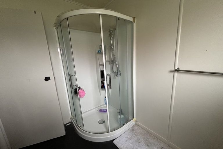 Photo of property in 6 Goldsmith Crescent, Levin, 5510