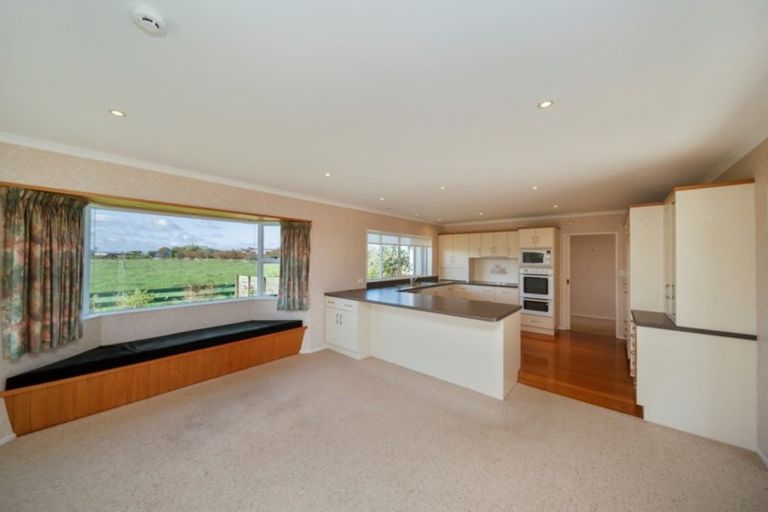 Photo of property in 281 Waihi Road, Hawera, 4673