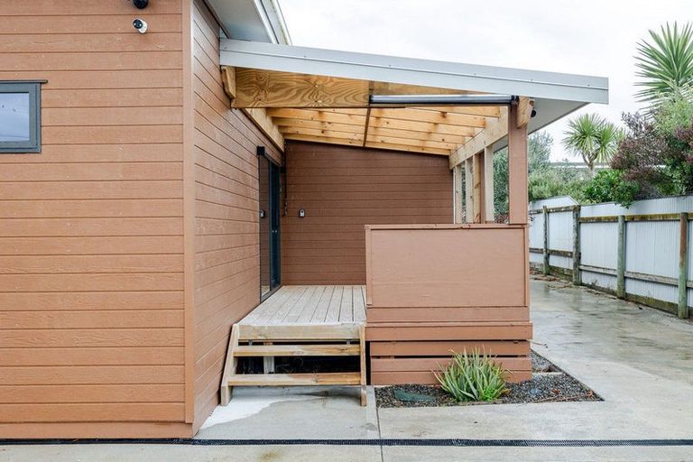 Photo of property in 71 Punga Street, Tangimoana, 4822