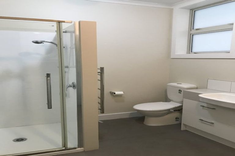 Photo of property in 7 Oriental Terrace, Oriental Bay, Wellington, 6011