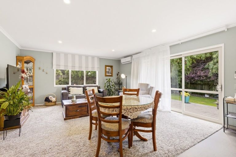 Photo of property in 11 Carpentras Way, Nukuhau, Taupo, 3330