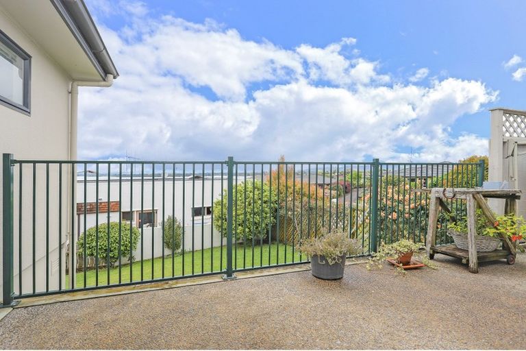 Photo of property in 1 Owen Place, Omokoroa, 3114