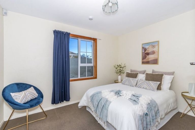 Photo of property in 18 Greendale Avenue, Avonhead, Christchurch, 8042