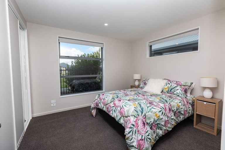 Photo of property in 20 Lussa Close, Broomfield, Christchurch, 8042