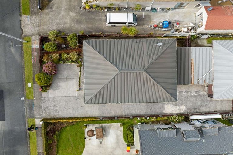 Photo of property in 11a Garfield Road, Helensville, 0800