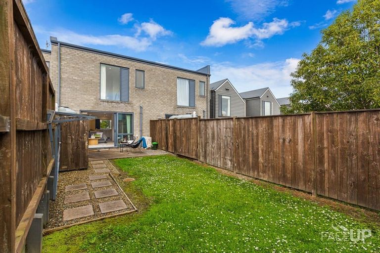 Photo of property in 18 Flounder Road, Hobsonville, Auckland, 0616