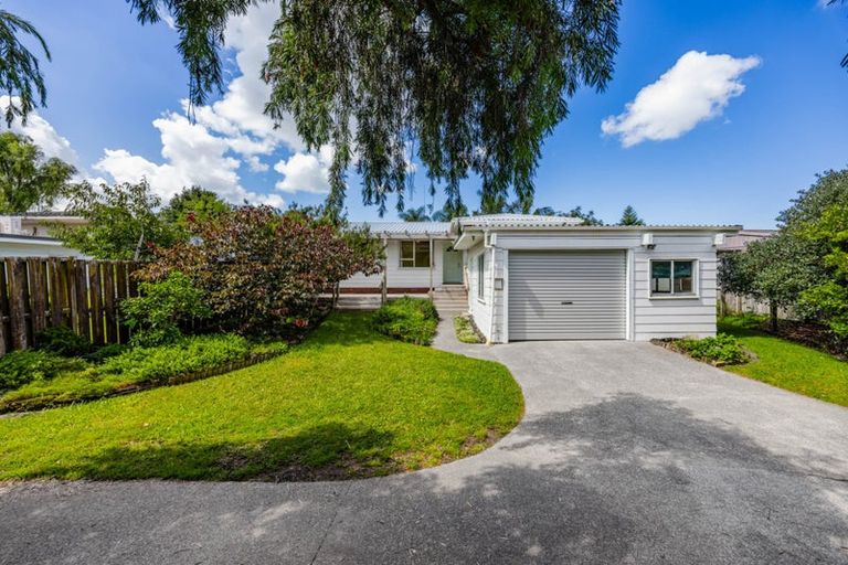 Photo of property in 2/25 Pulman Place, Clover Park, Auckland, 2019