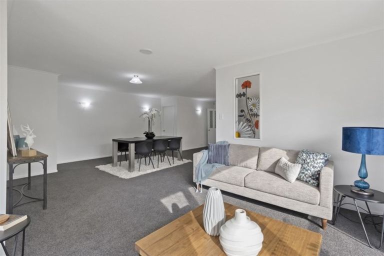 Photo of property in 19 Rempstone Drive, Halswell, Christchurch, 8025