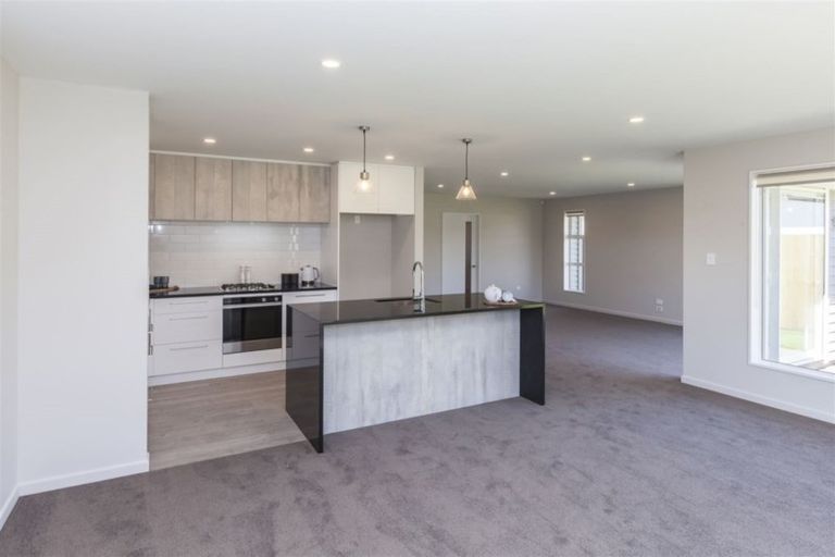 Photo of property in 61 Rannoch Drive, Broomfield, Christchurch, 8042