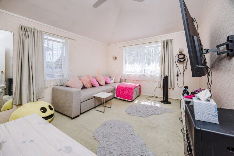 Photo of property in 2/144 Kolmar Road, Papatoetoe, Auckland, 2025