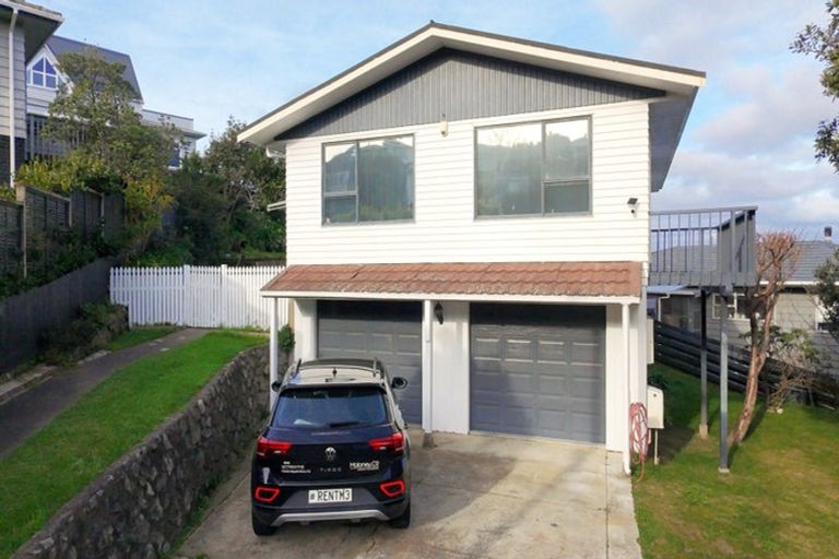 Photo of property in 15 Truro Road, Camborne, Porirua, 5026