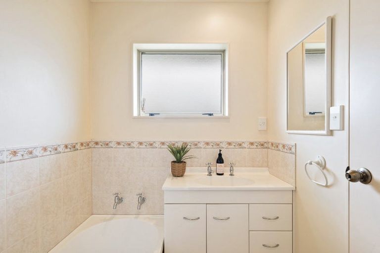 Photo of property in 1b Hannan Street, Levin, 5510