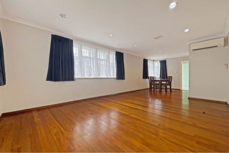 Photo of property in 26 Palmer Crescent, Silverstream, Upper Hutt, 5019