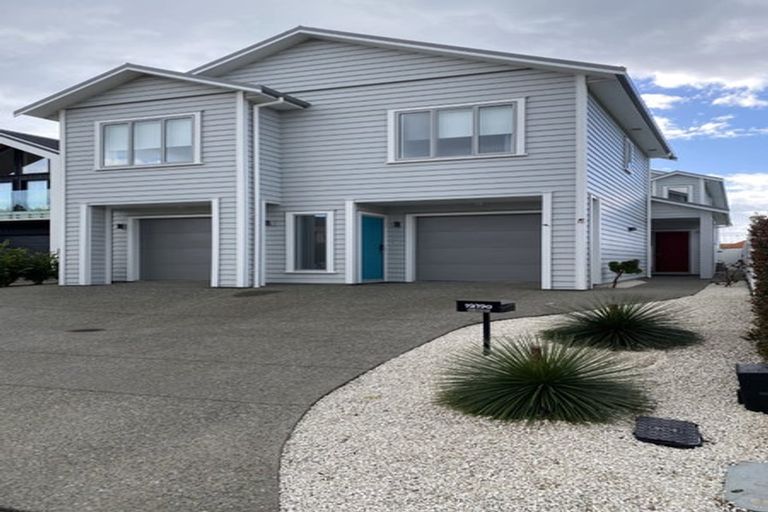 Photo of property in 19 Rue D' Amarres, Gulf Harbour, Whangaparaoa, 0930
