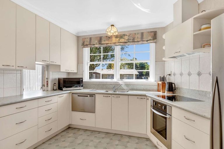 Photo of property in 1 Nansen Place, Levin, 5510