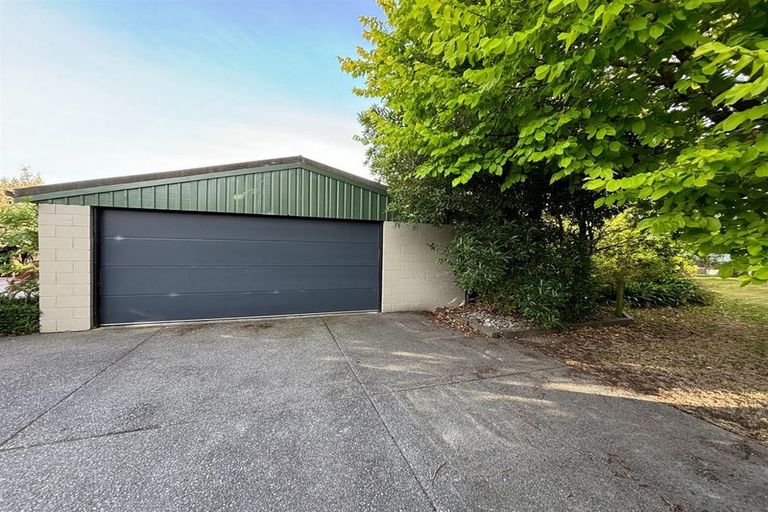 Photo of property in 15 Ngaio Street, Saint Martins, Christchurch, 8022