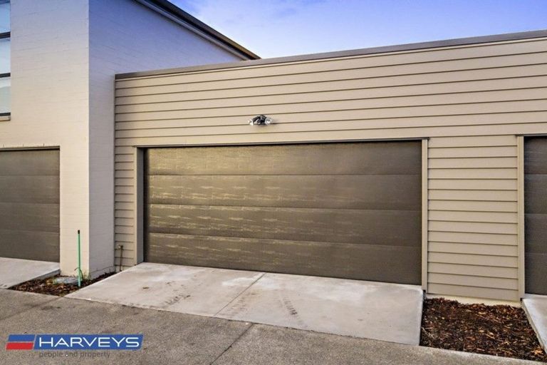 Photo of property in 6 Rere Close, Takanini, 2112