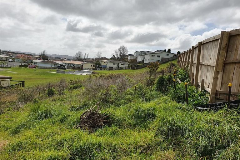 Photo of property in 171 Keri Vista Rise, Papakura, 2110