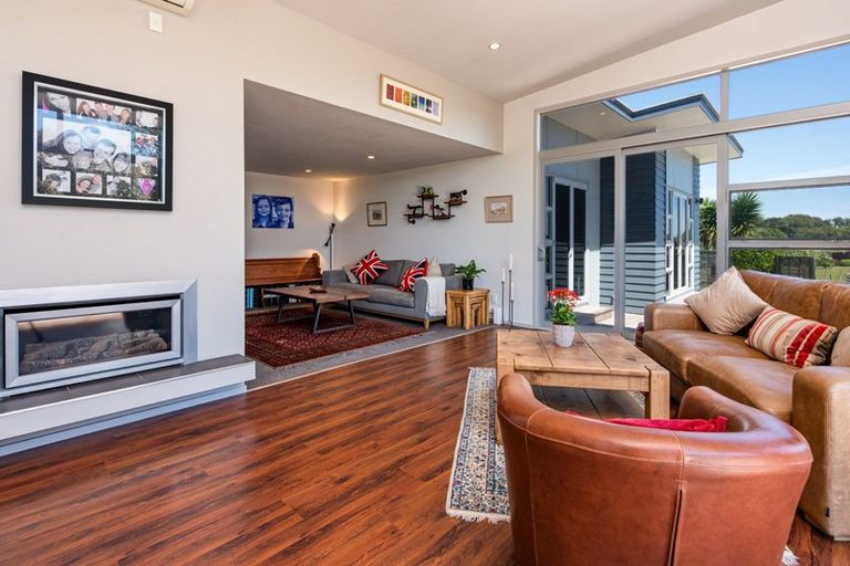 Photo of property in 34 Western Rise, Ohau, Levin, 5570