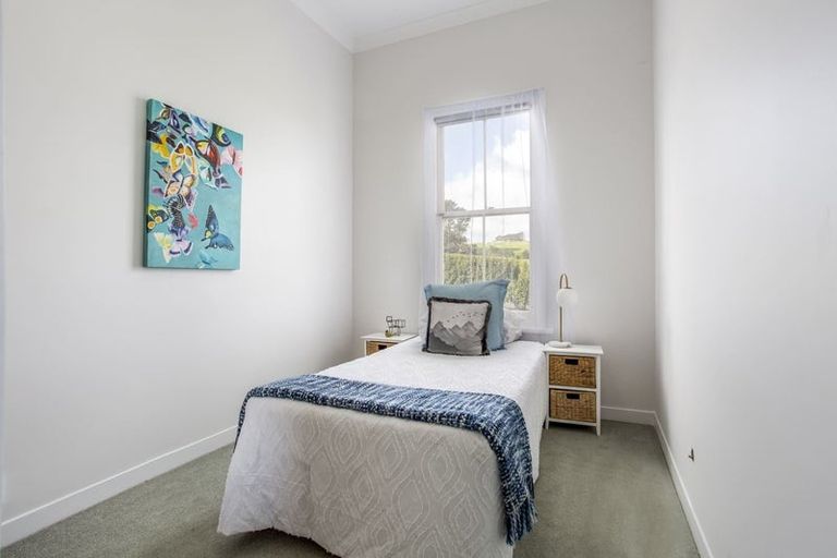 Photo of property in 616c Peak Road, Helensville, 0875