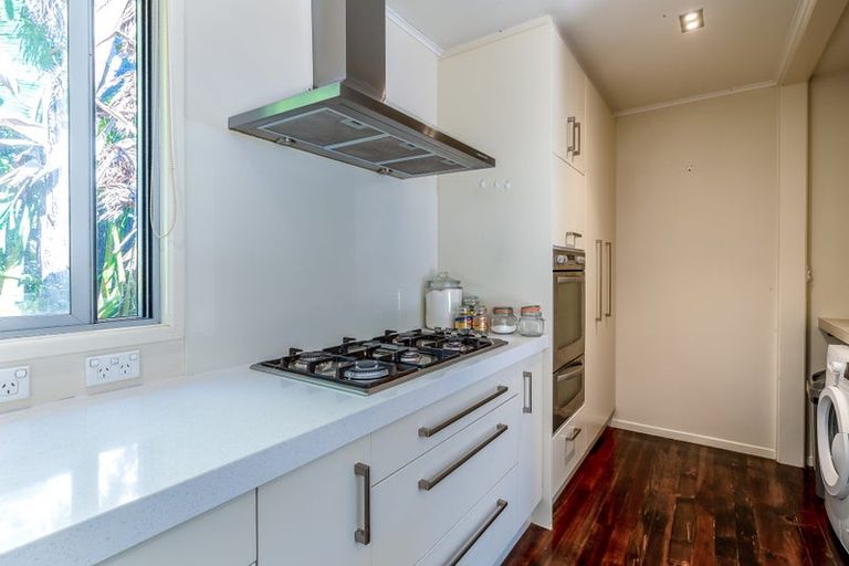 Photo of property in 4 Berne Place, Birkenhead, Auckland, 0626