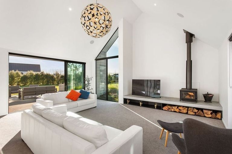 Photo of property in 11 Classiebawn Lane, Prebbleton, Christchurch, 7676