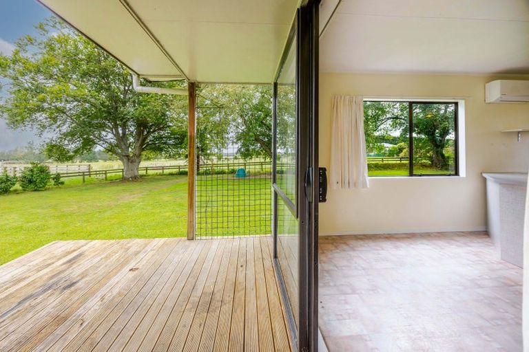 Photo of property in 16 Swamp Road, Ongaonga, Waipawa, 4272
