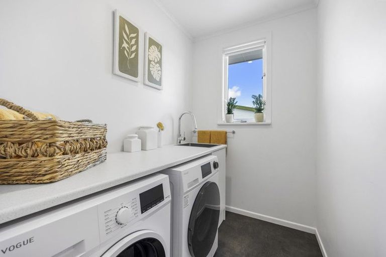 Photo of property in 12 Richan Street, Glenview, Hamilton, 3206