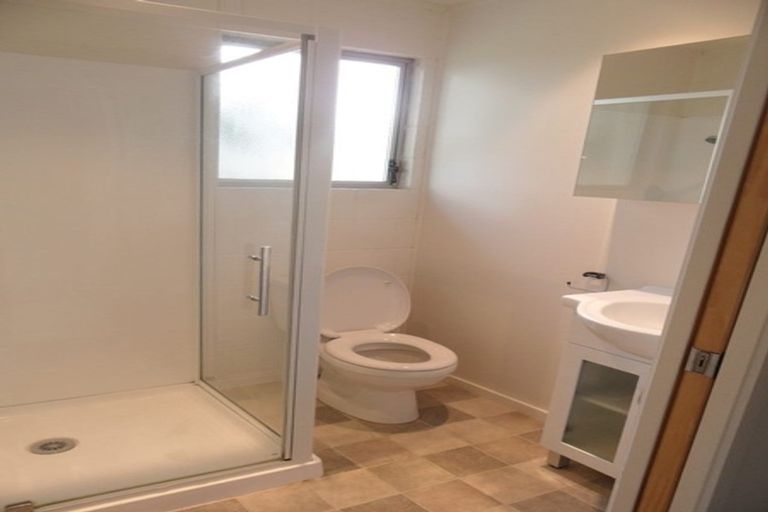 Photo of property in 185a Godley Road, Titirangi, Auckland, 0604