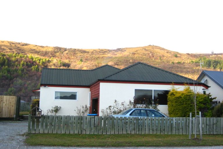 Photo of property in 65 Centennial Avenue, Arrowtown, 9302
