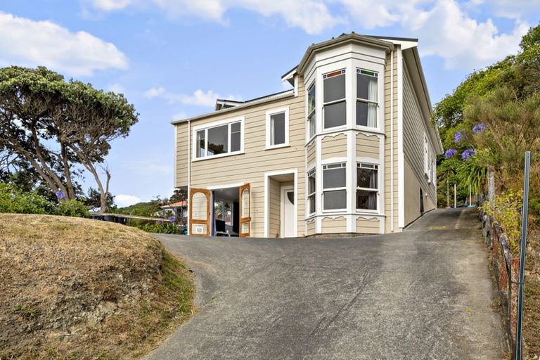 Photo of property in 45 Sutherland Road, Melrose, Wellington, 6023