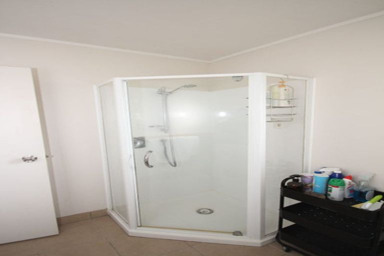 Photo of property in 625b Swanson Road, Swanson, Auckland, 0612