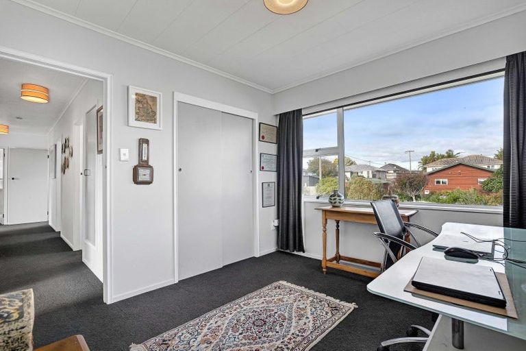 Photo of property in 93c Clemow Road, Fitzroy, New Plymouth, 4312
