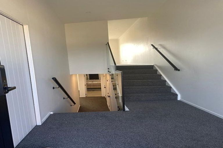 Photo of property in 8u2 Crest Rise, Flagstaff, Hamilton, 3210