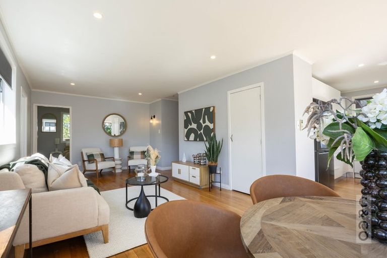 Photo of property in 23 Kaipara Portage Road, Riverhead, 0820