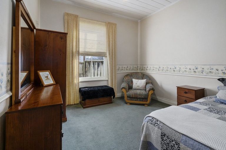Photo of property in 5 Karamu Street, Strandon, New Plymouth, 4312