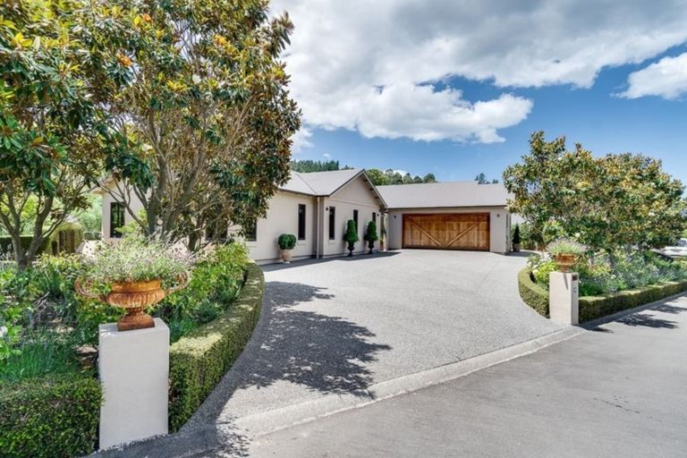 Photo of property in 99 Kent Terrace, Taradale, Napier, 4112