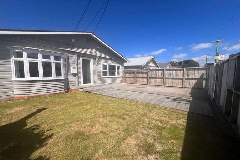 Photo of property in 12 Caledonia Street, Miramar, Wellington, 6022