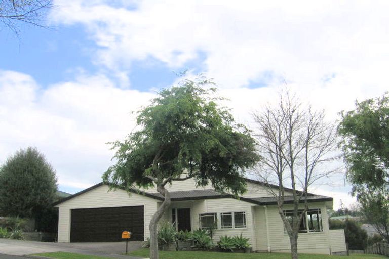 Photo of property in 14 Montana Drive, Pyes Pa, Tauranga, 3112