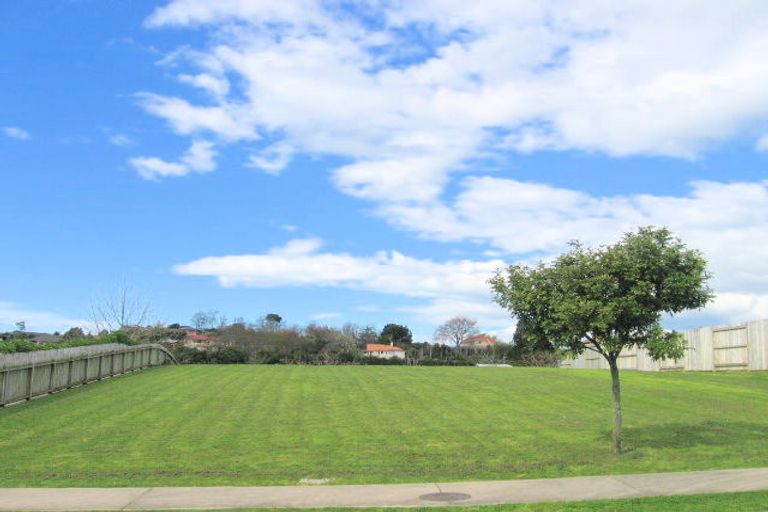 Photo of property in 38 Honeysuckle Lane, Ohauiti, Tauranga, 3112