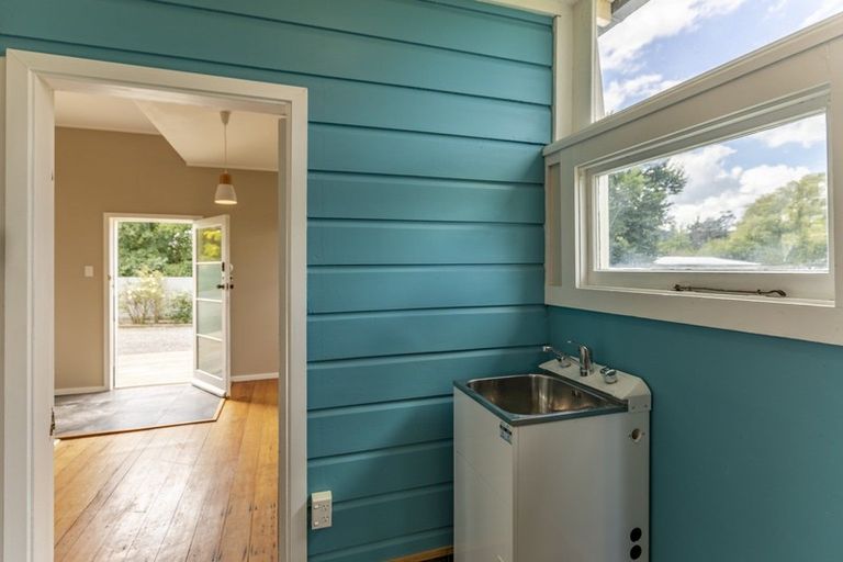 Photo of property in 4a Shanly Street, Waipawa, 4210