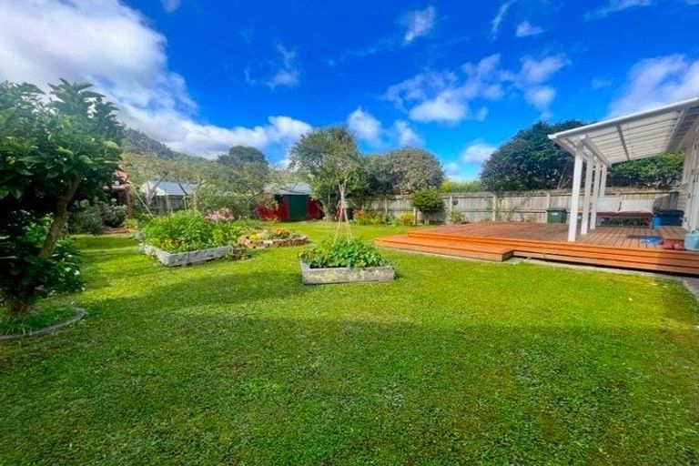 Photo of property in 10 Melvill Grove, Waterloo, Lower Hutt, 5011