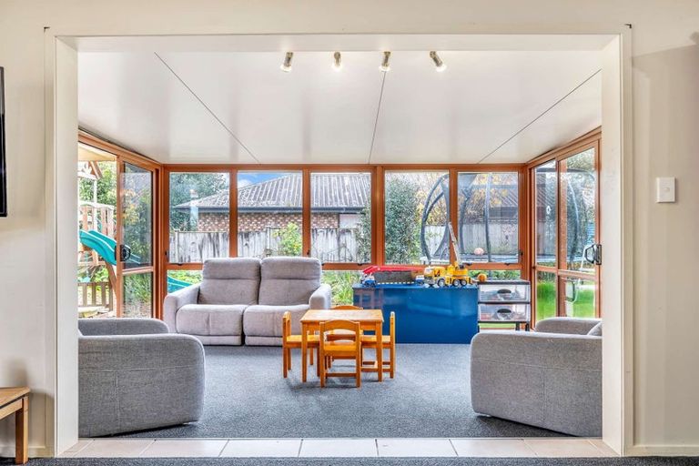 Photo of property in 6 Rays Way, Tuakau, 2121