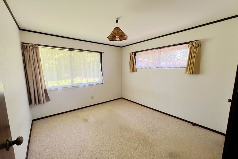 Photo of property in 64b Sunderlands Road, Half Moon Bay, Auckland, 2012