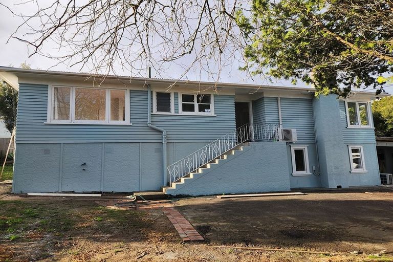 Photo of property in 8 Alston Avenue, Kelston, Auckland, 0602