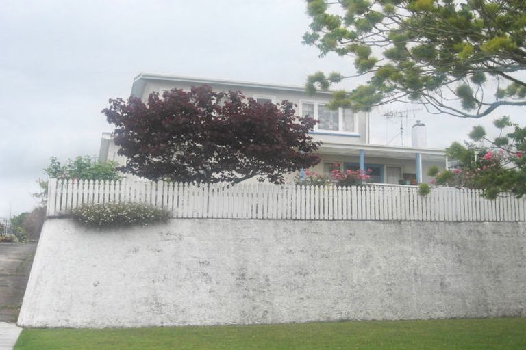 Photo of property in 30 Queen Street, Te Puke, 3119